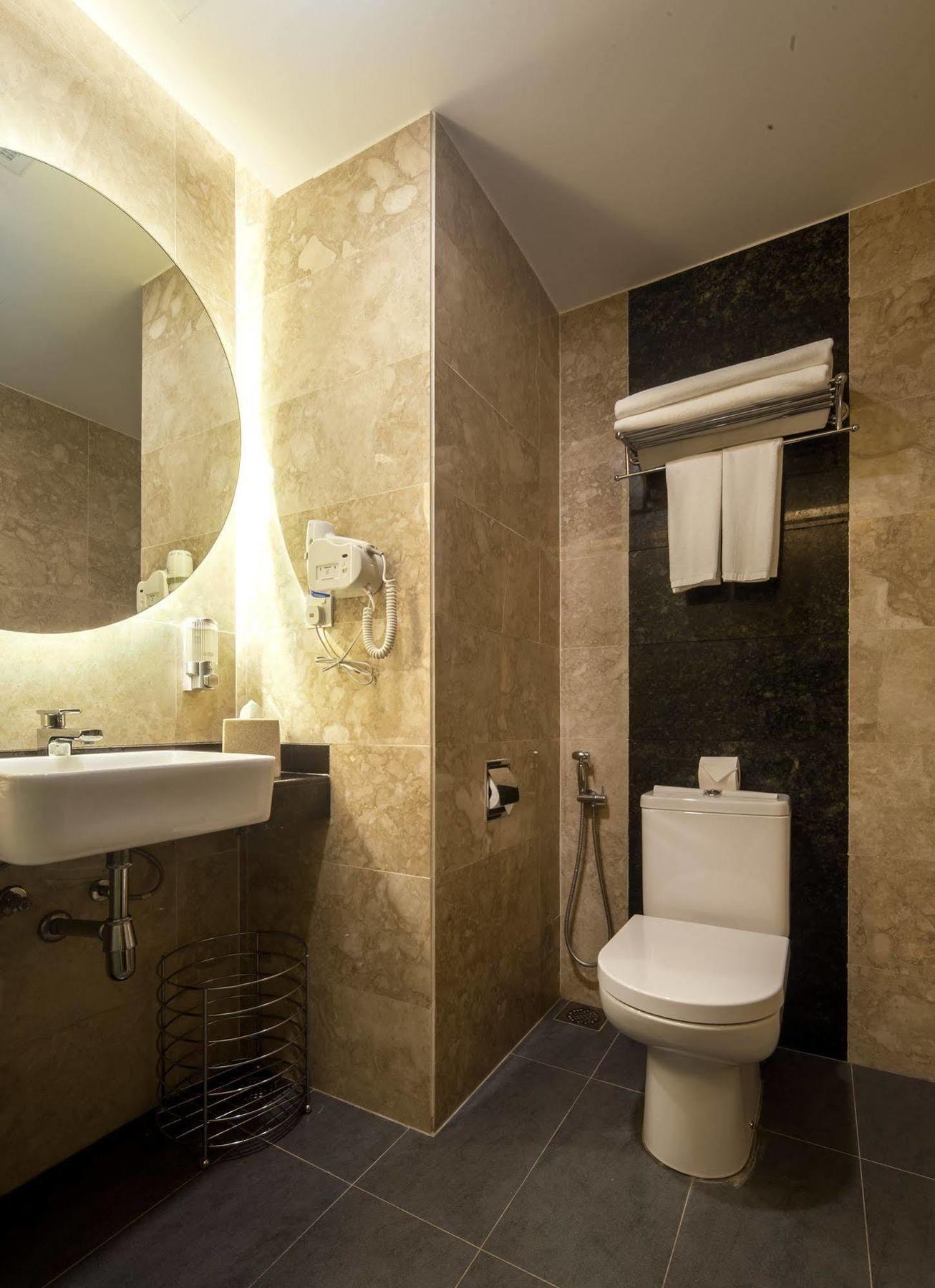 Promenade Hotel Bintulu Extérieur photo