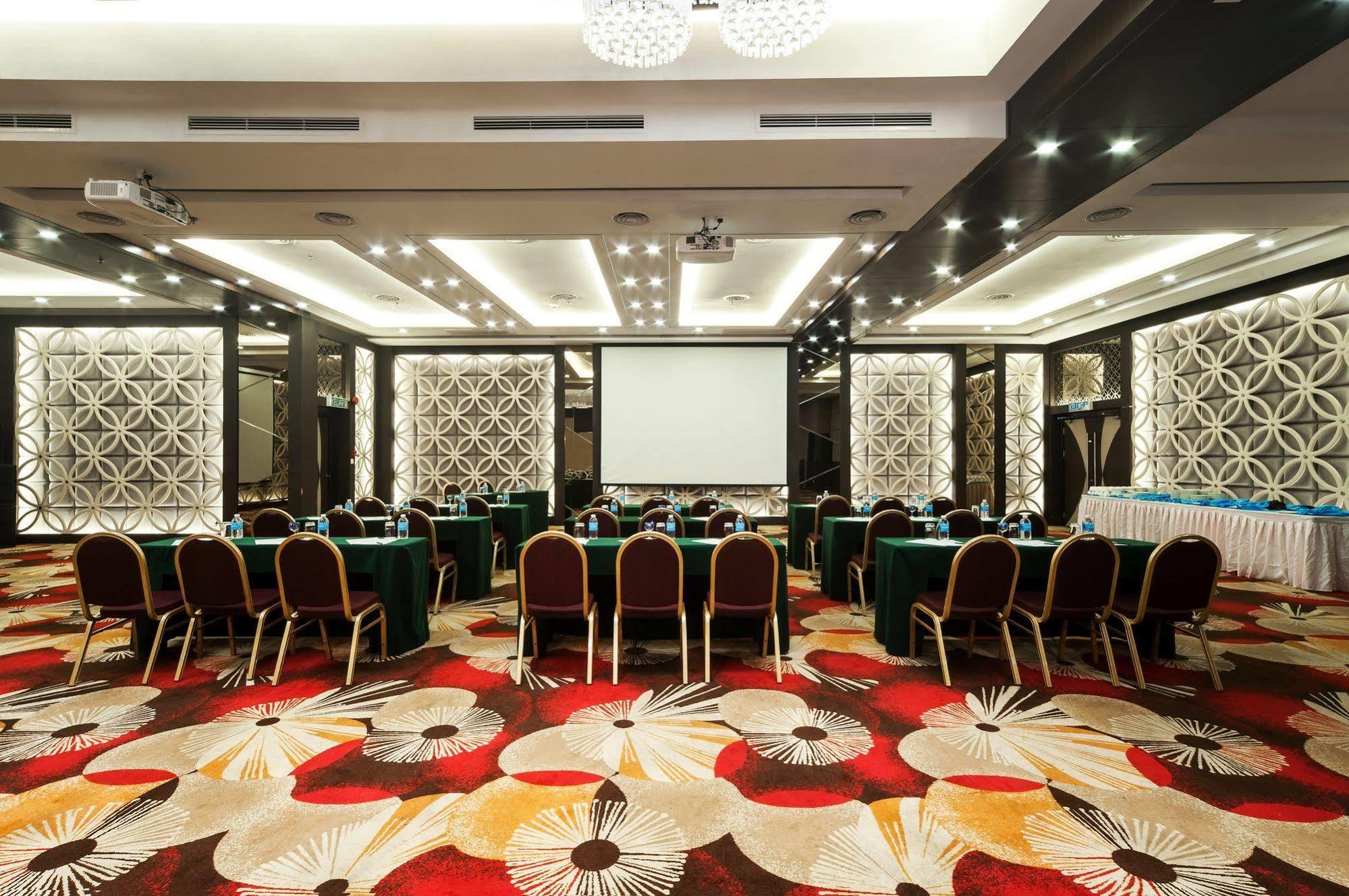 Promenade Hotel Bintulu Extérieur photo