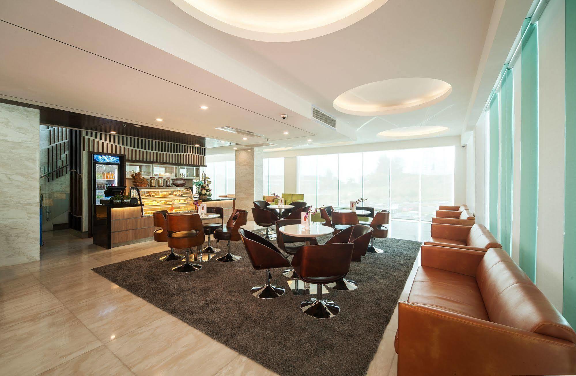 Promenade Hotel Bintulu Extérieur photo