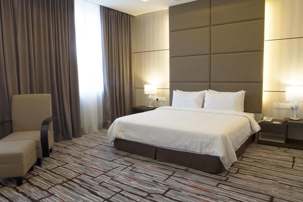 Promenade Hotel Bintulu Extérieur photo